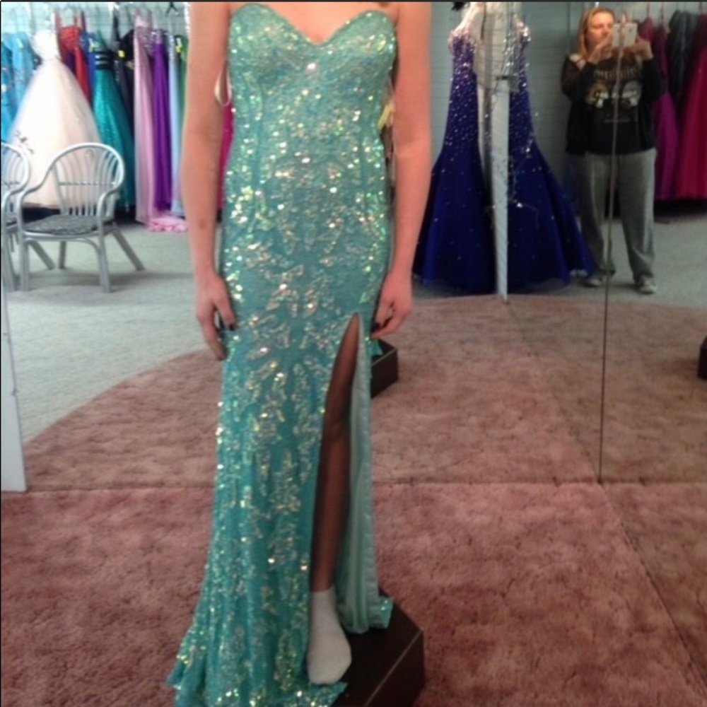 Prom Dress - Picture 2 of 2